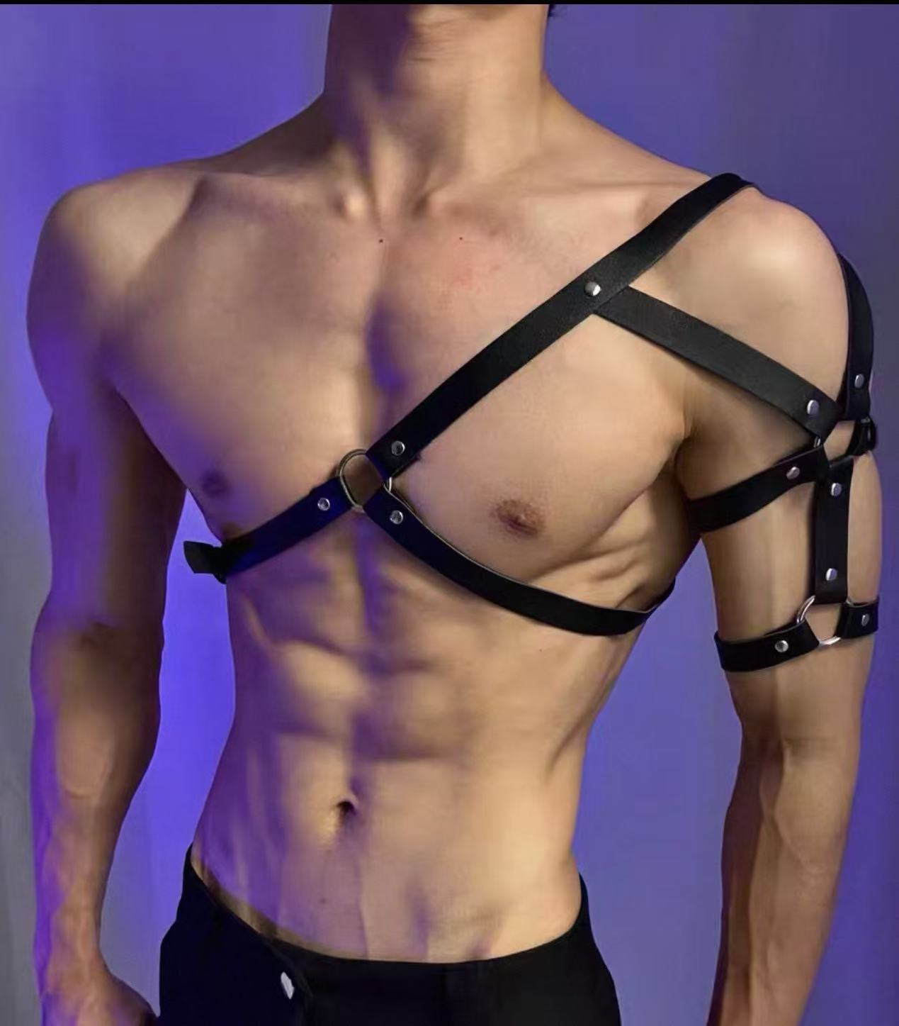 Leather shoulder strap(Anchor development)